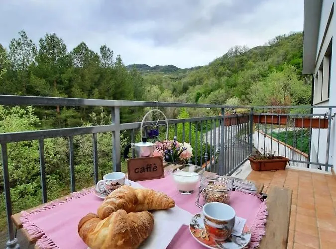 Anthony House Guardiabruna